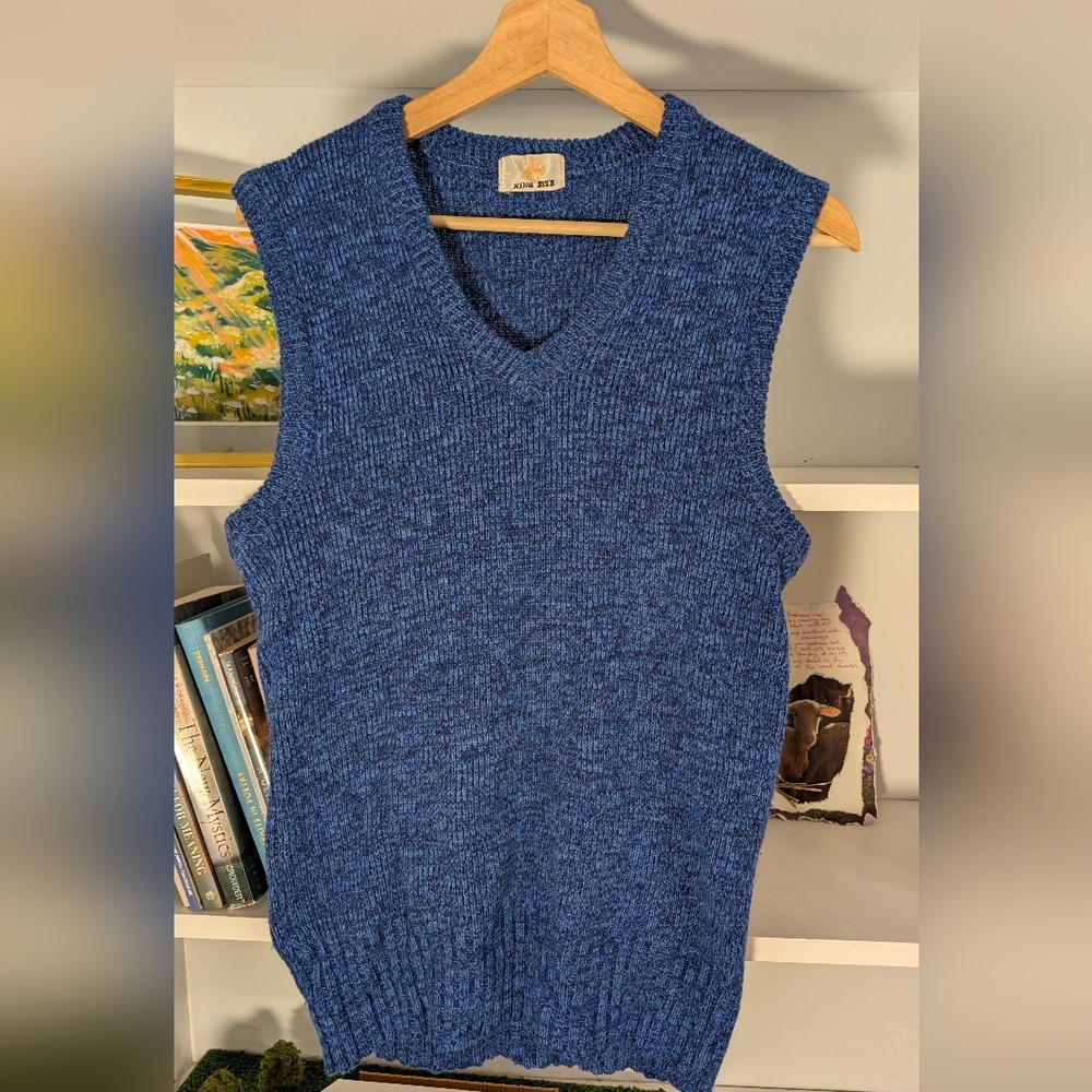 King Size Knit Sweater Vest V Neck Blue Size Small Preppy Indie Teacher Artsy